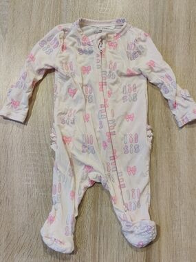 Angel Dear "Lil Sis" Footed One-Piece Size Newborn